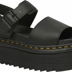 Dr. Martens Voss Quad Black Hydro Leather