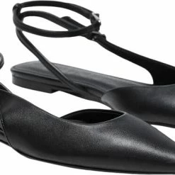 Mango SHOES .-- TADA